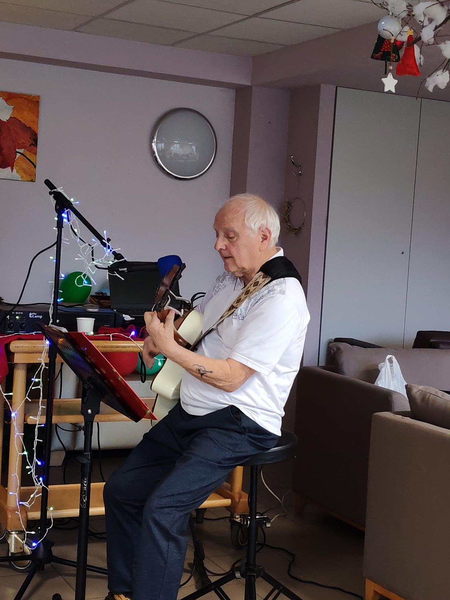 Animation musicale à la résidence pour personnes âgées Clodomir