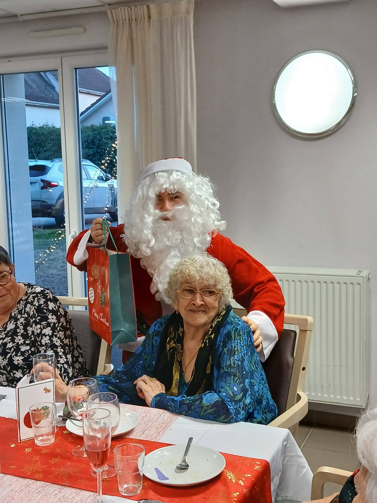 Père Noël à la résidence